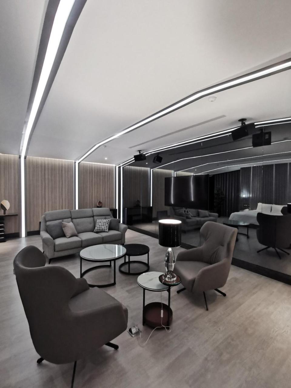 גאושיונג Seasons Boutique Motel מראה חיצוני תמונה