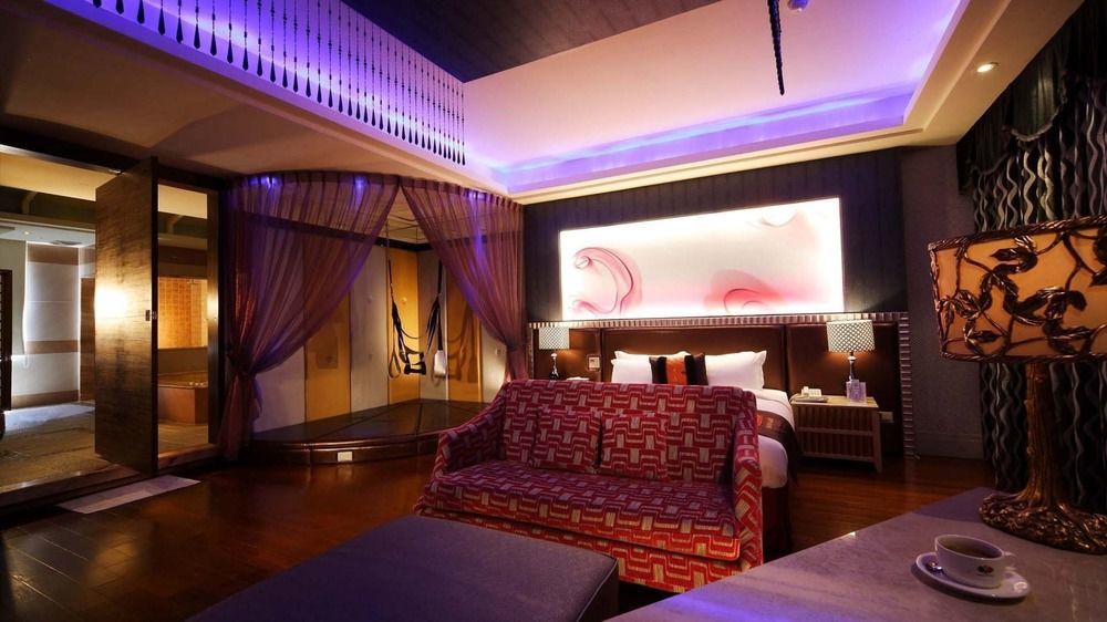 גאושיונג Seasons Boutique Motel מראה חיצוני תמונה